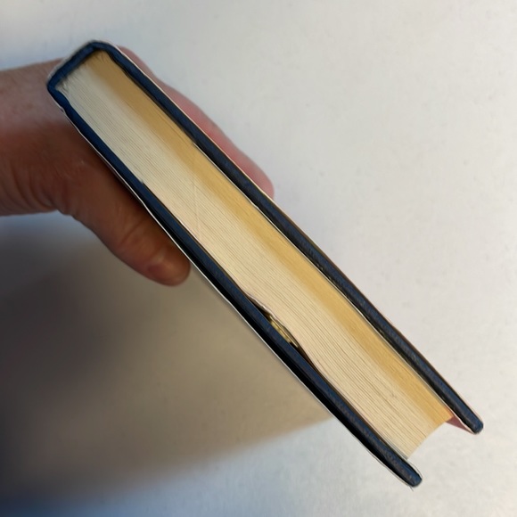 🌈2/$8  The Wish List - Picture 6 of 12